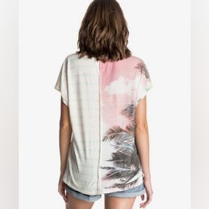 NWT Roxy Fashion Dolman Palm T-shirt Size Small
